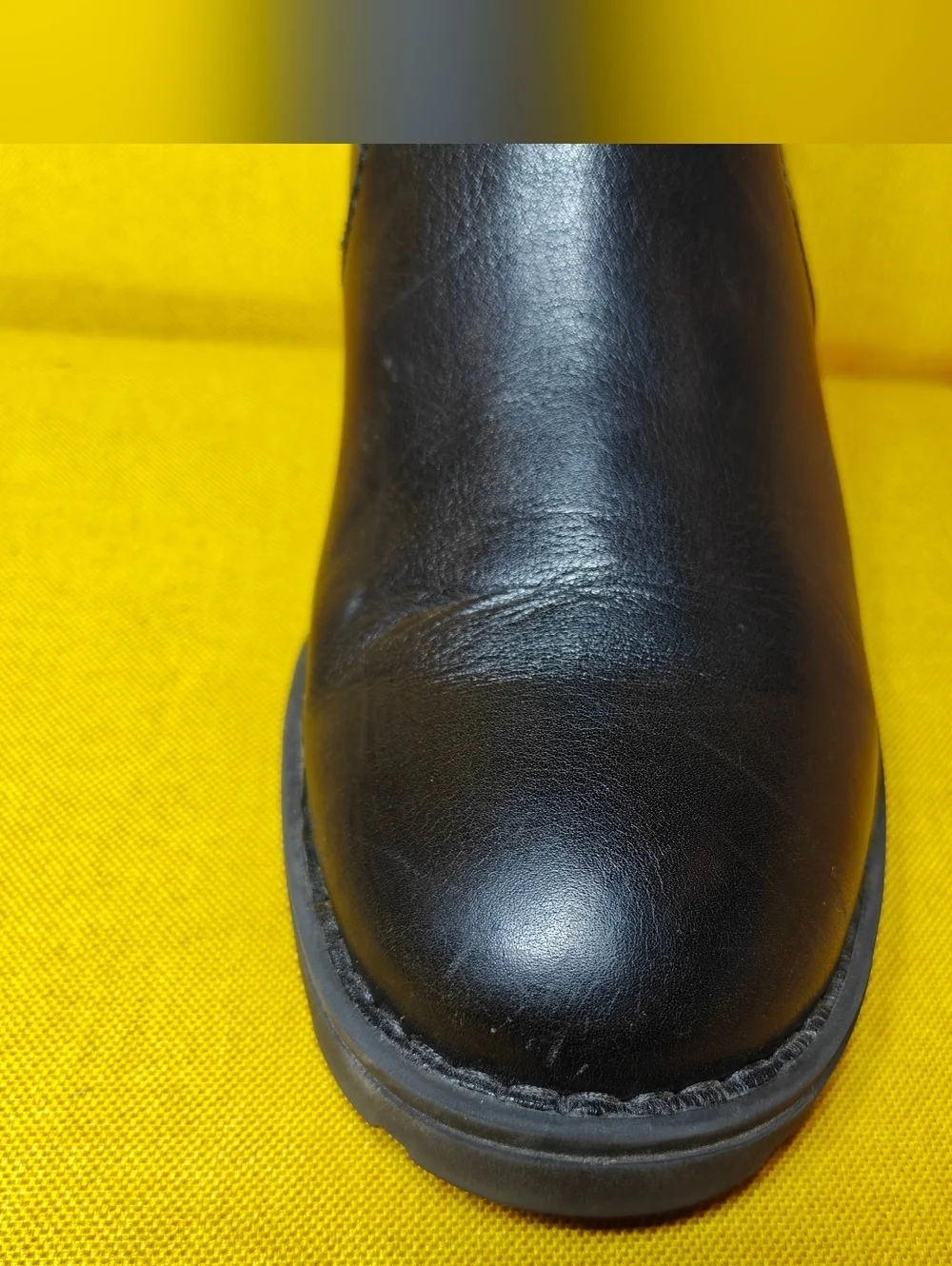 BOC Born Women's Black Leather Stretch Pull-On Chelsea Boots High Heel Shoes 10M